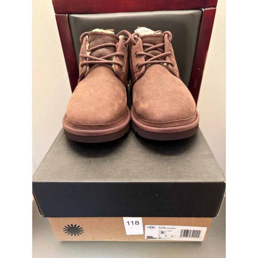 New UGG M Neumel Distressed Men's Brown Fur Lined Lace Up Chukka Boots Size 9 - Picture 2 of 6